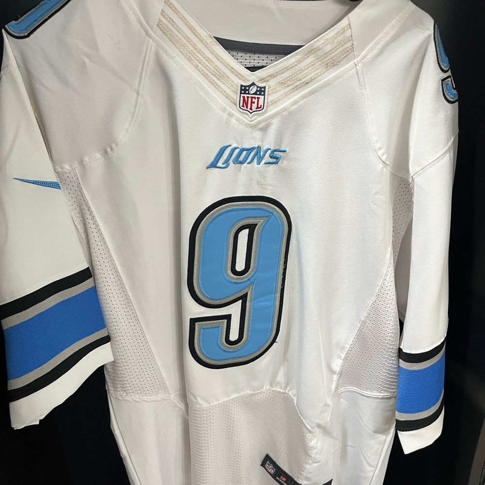 Detroit Lions Rare Peter Z. Jersey